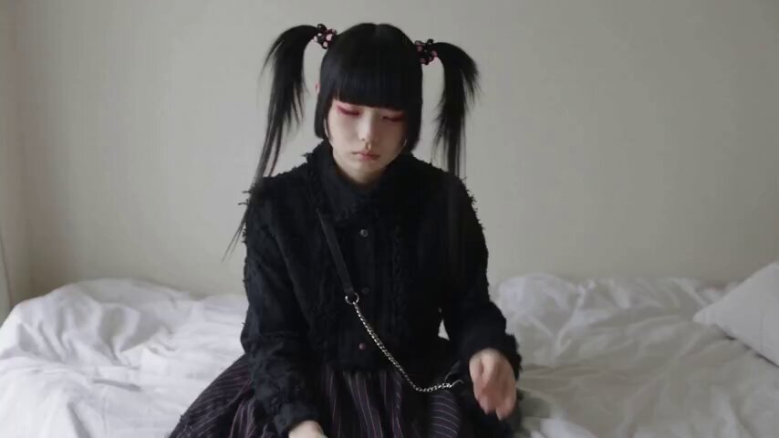 Jirai-kei Girl Daily Life Documentary — example output